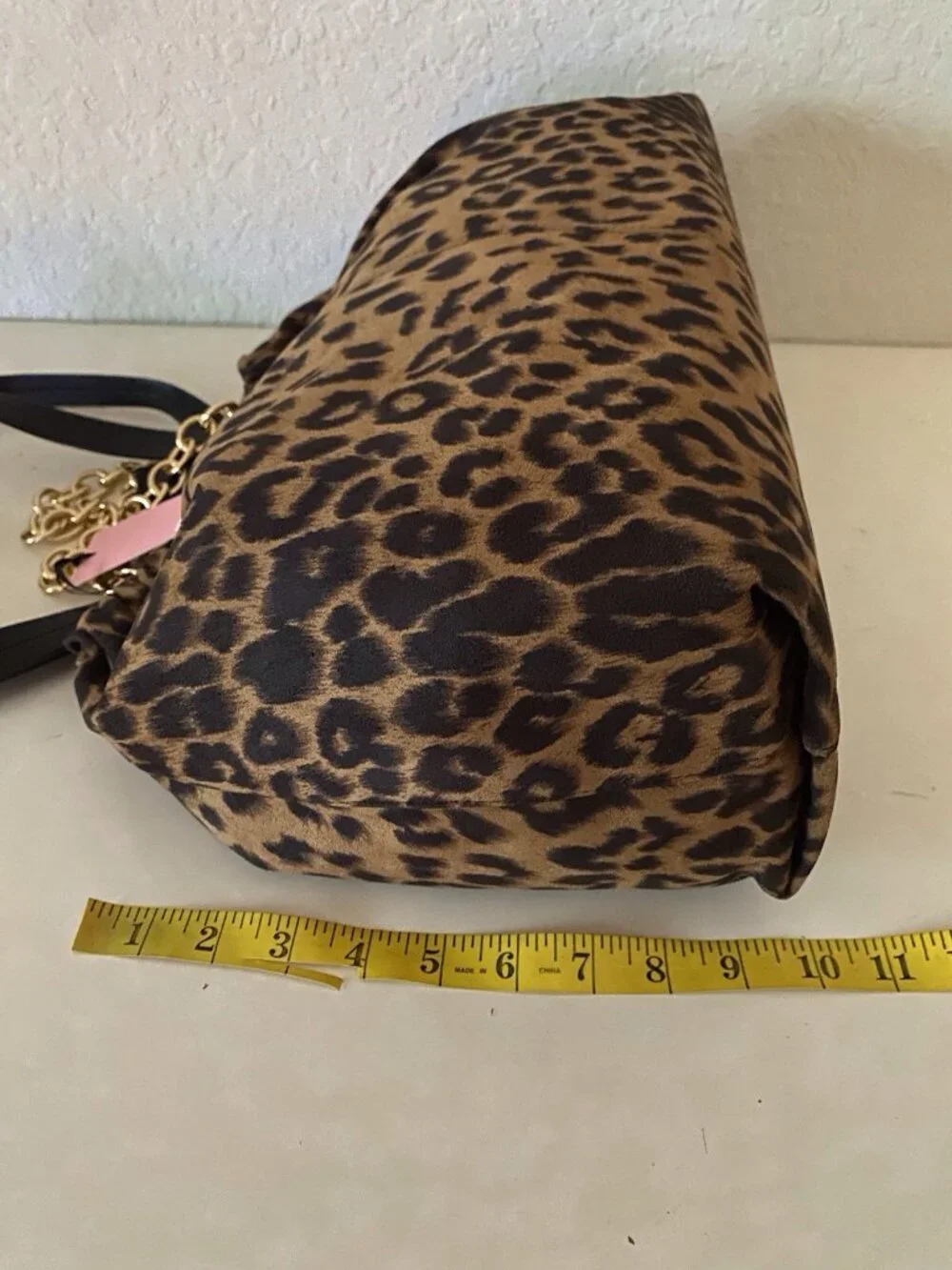 Juicy Couture Fashionable Juicy Tote Bag In Natural Leopard W/Chain Charm VIRAL